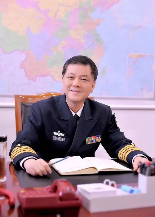 海軍闞延泉的最新任職，引領(lǐng)海軍走向新時(shí)代的卓越領(lǐng)導(dǎo)者