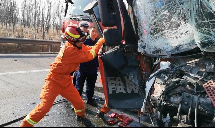 黃驊新聞最新消息，車禍事件引起廣泛關注